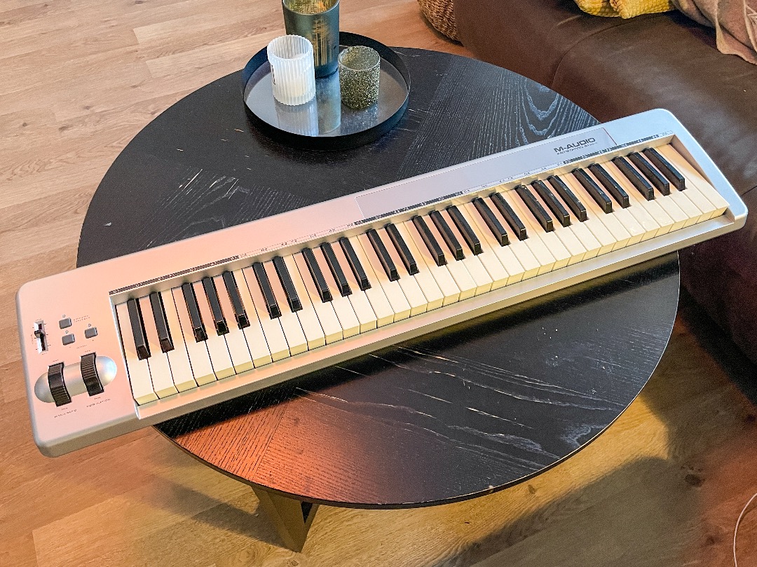 Midi-keyboard m-audio keystation 61es