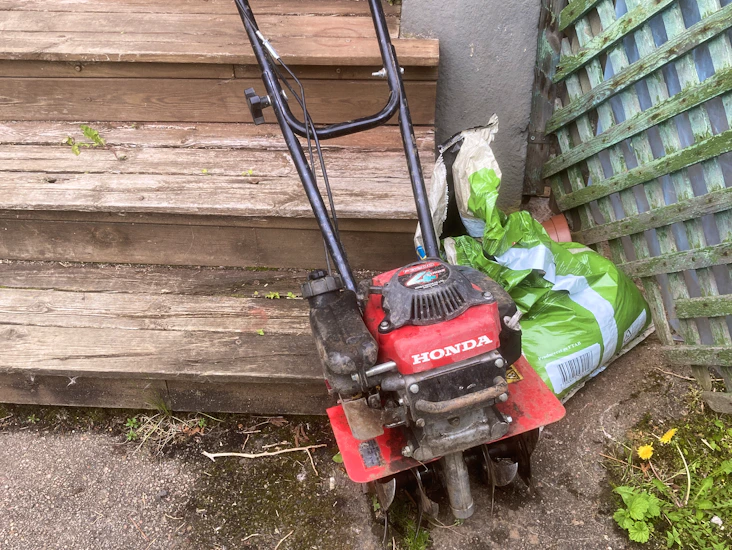Liten jordfräs honda