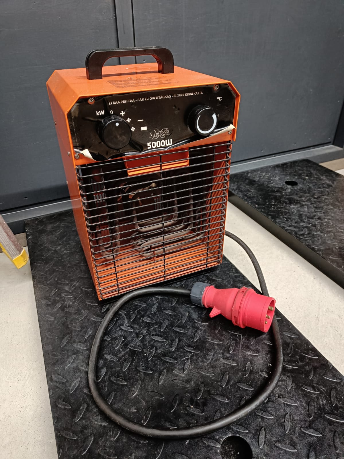 Rakennuslämmitin 5kw voimavirta