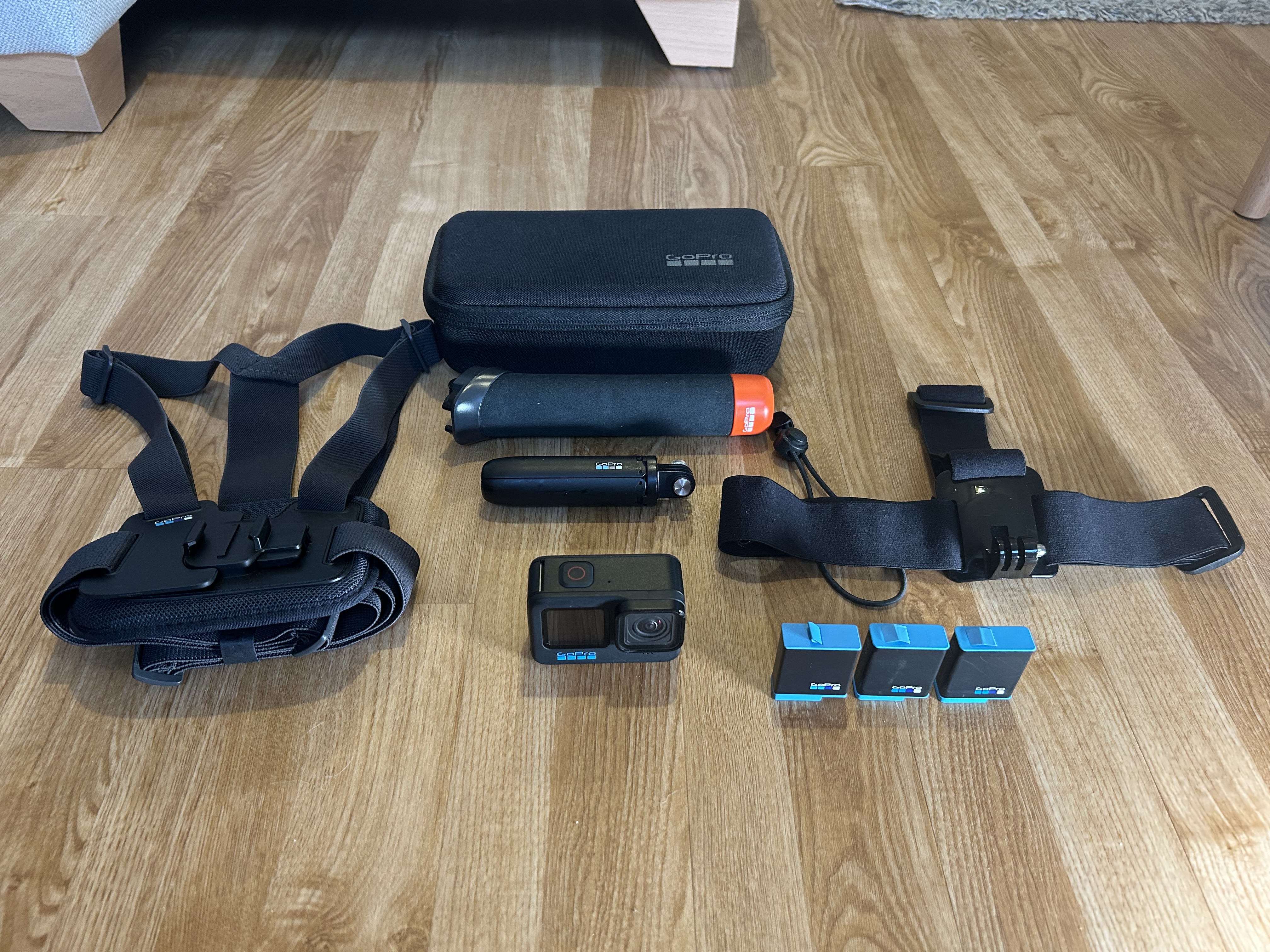 Go pro hero 10 black + accessories