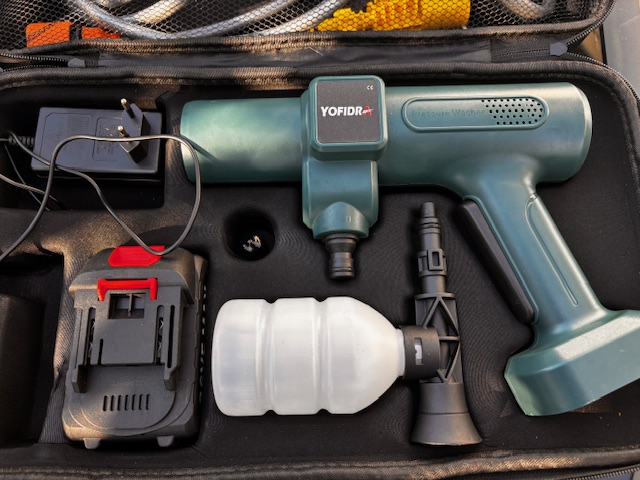 Batteridrevet  høytrykkspyler