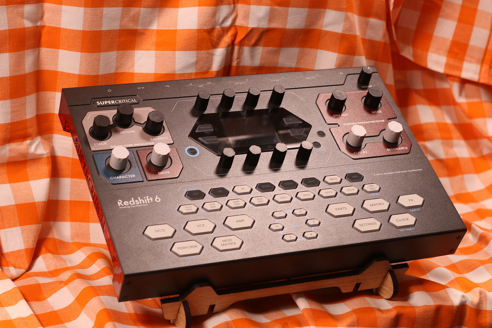 Synth picnic - supercritical redshift 6