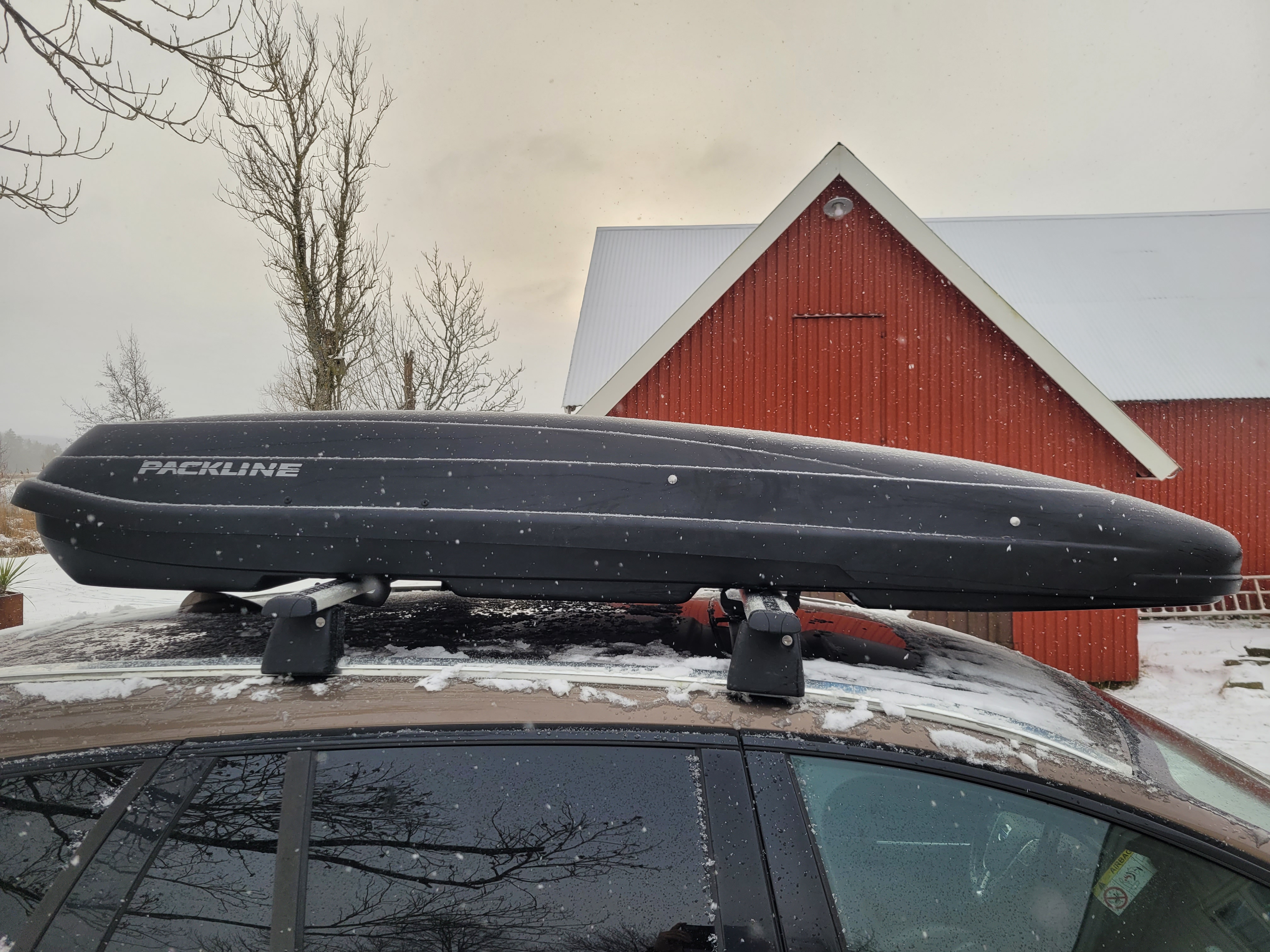 Packline takbox med volvo takräcken