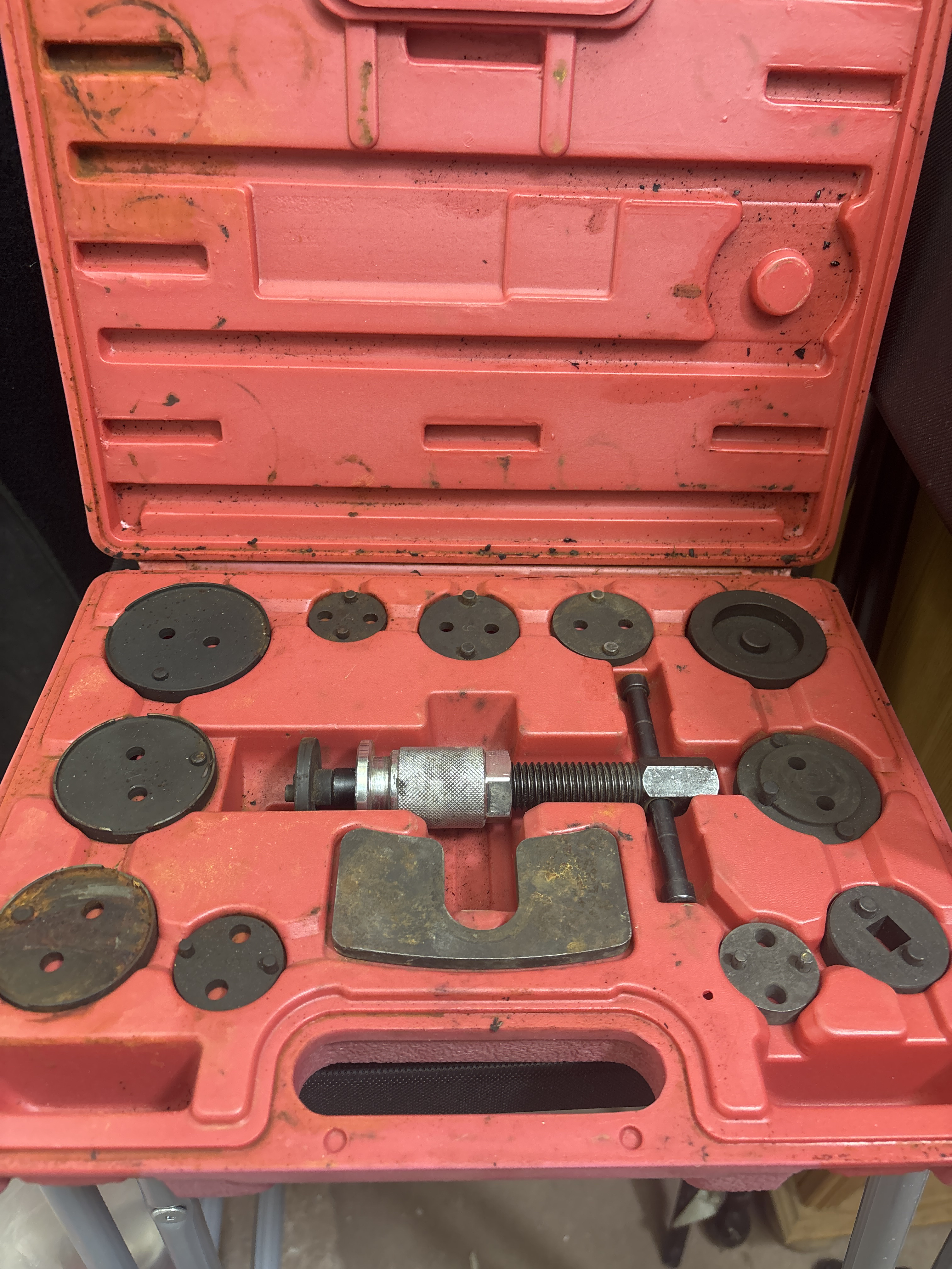 Bremsestempelverktøy, 15 deler