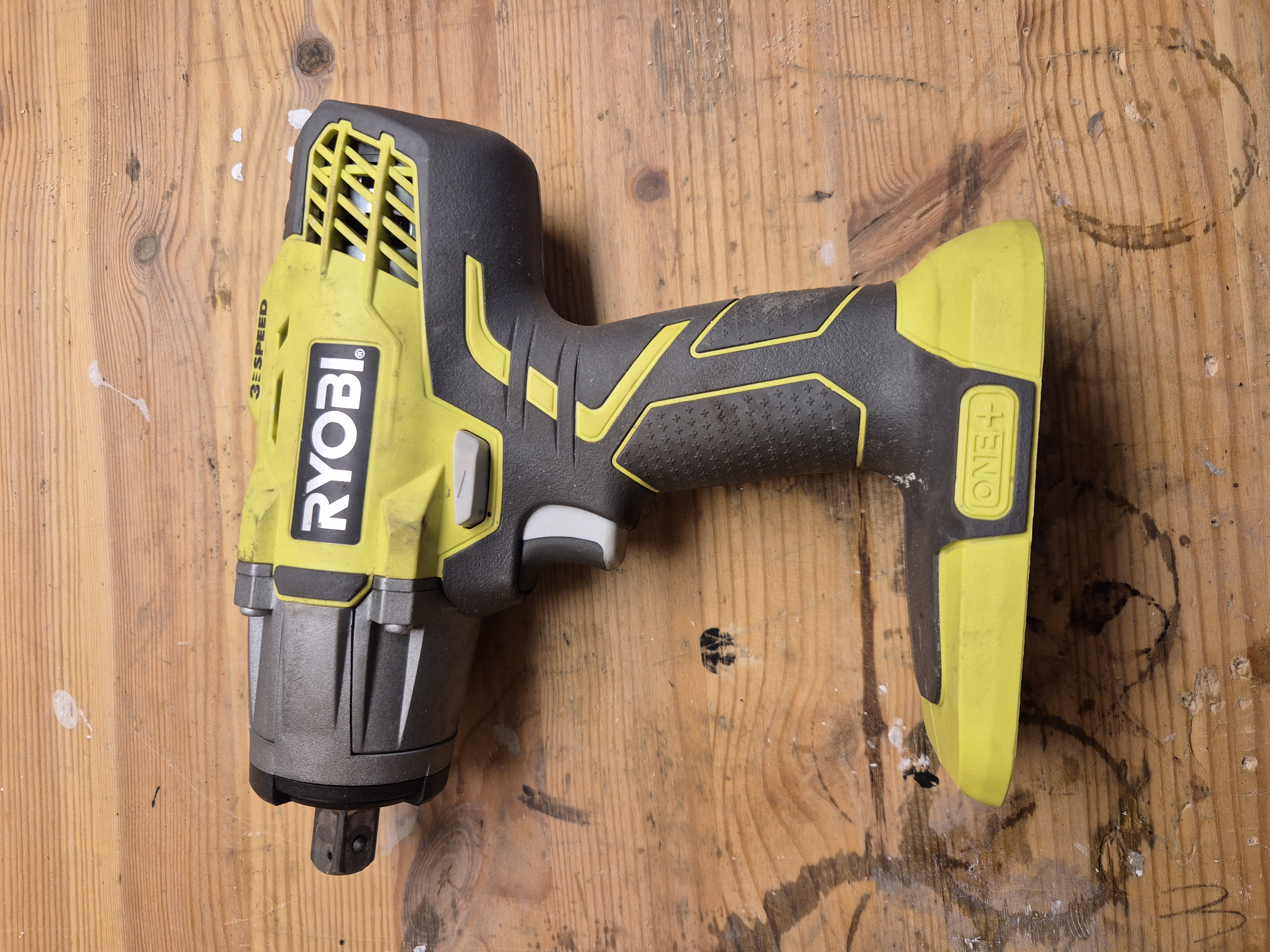 Ryobi r18iw3 muttertrekker, 400nm