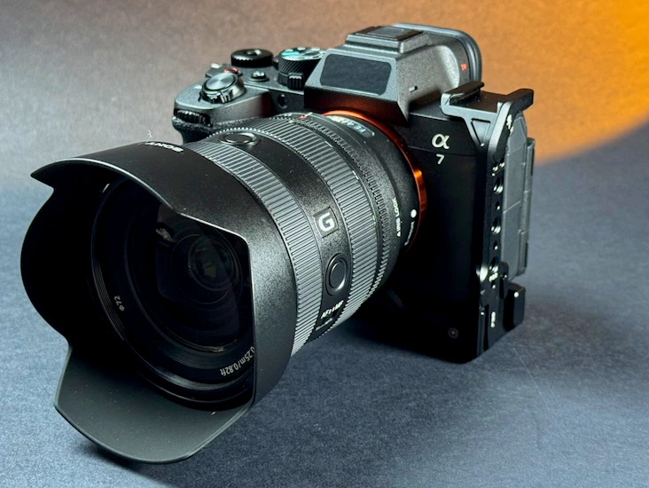 Sony a7v with sony 20-70mm f/4