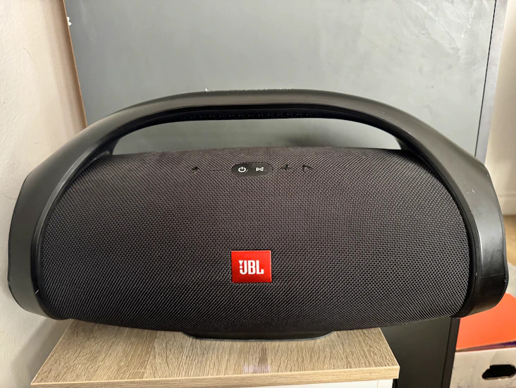 Jbl boombox