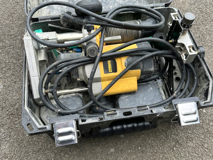 Dewalt handöverfräs