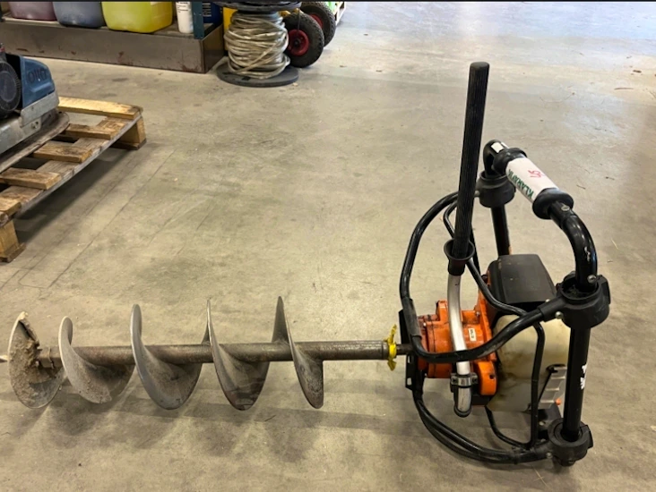 Jordborr stihl bt121