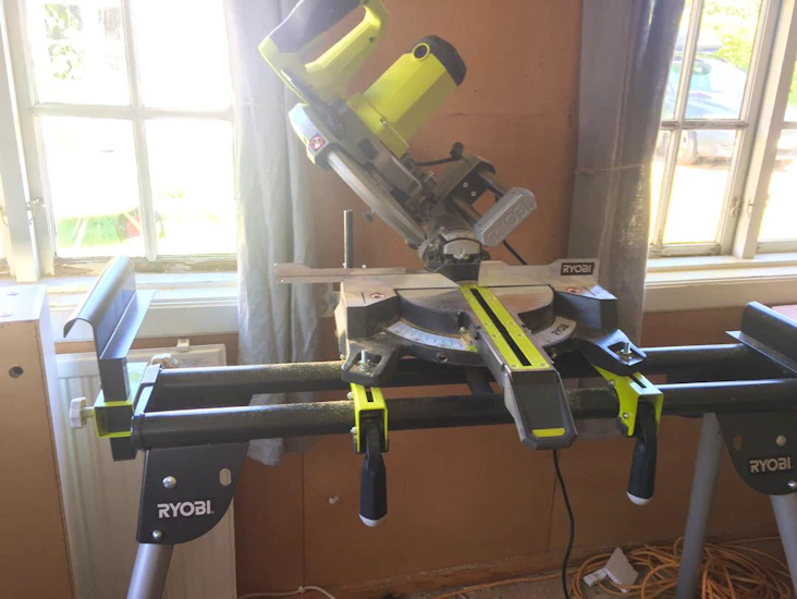 Ryobi kap/ geringsåg med stativ