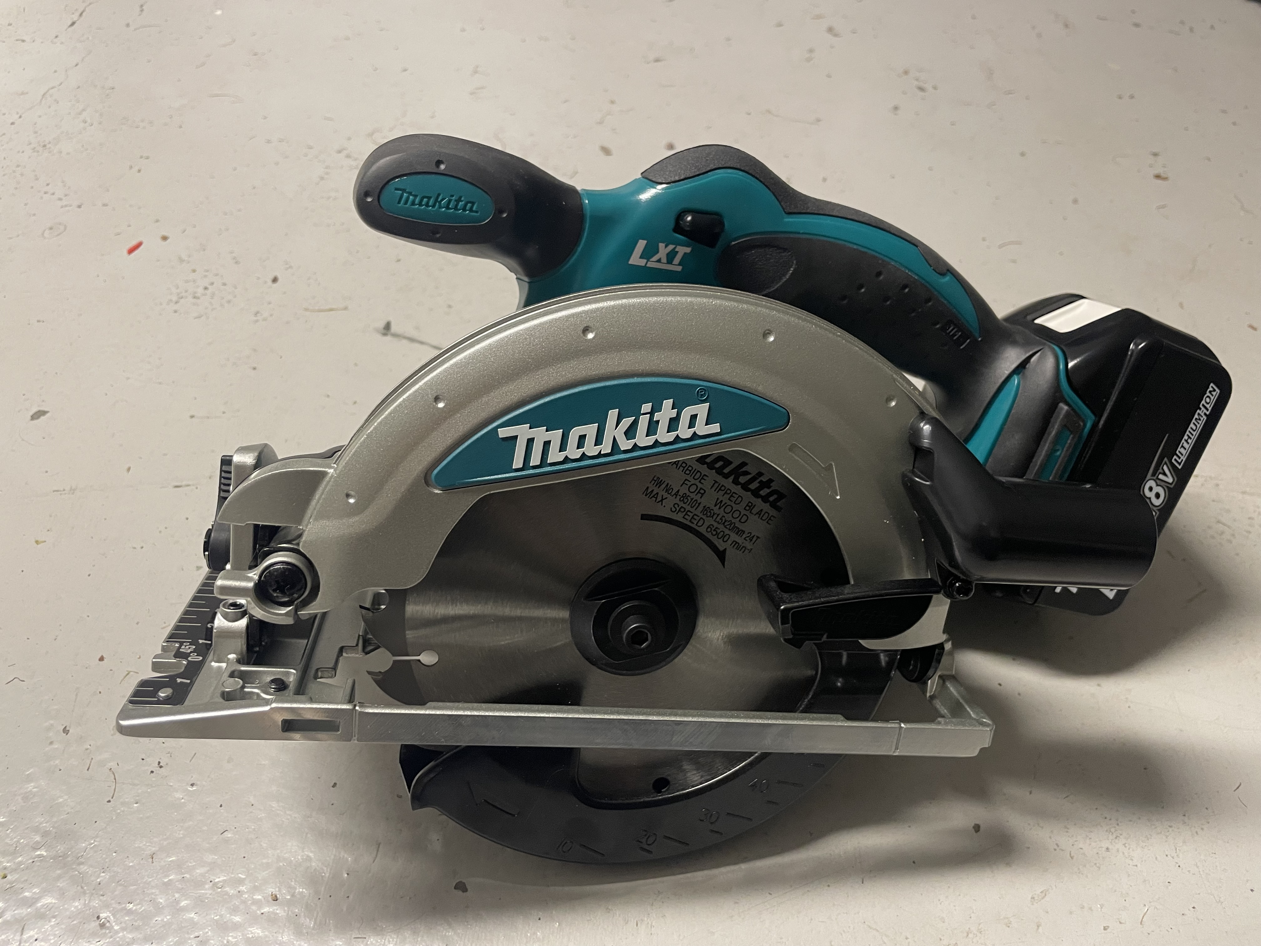 Batteridriven cirkelsåg makita, 18v