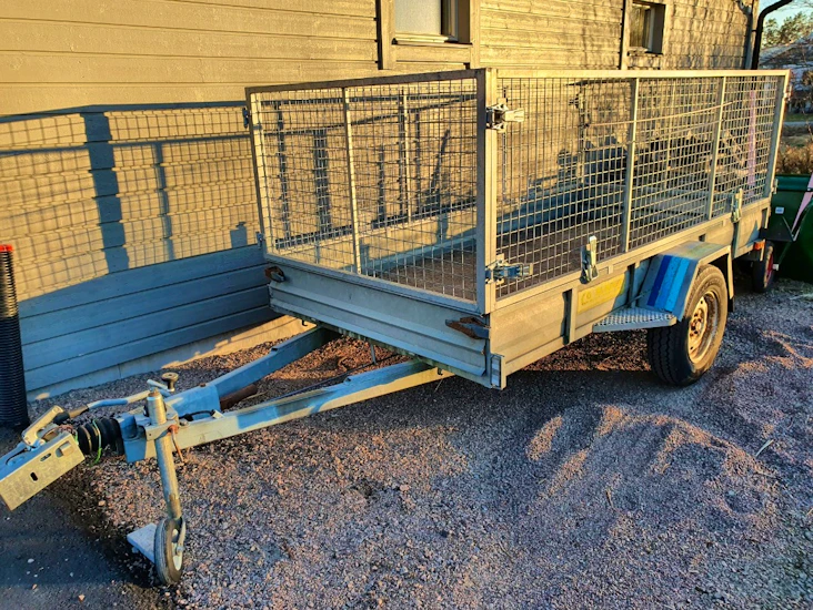 Bromsat gallersläp (80 km/t)