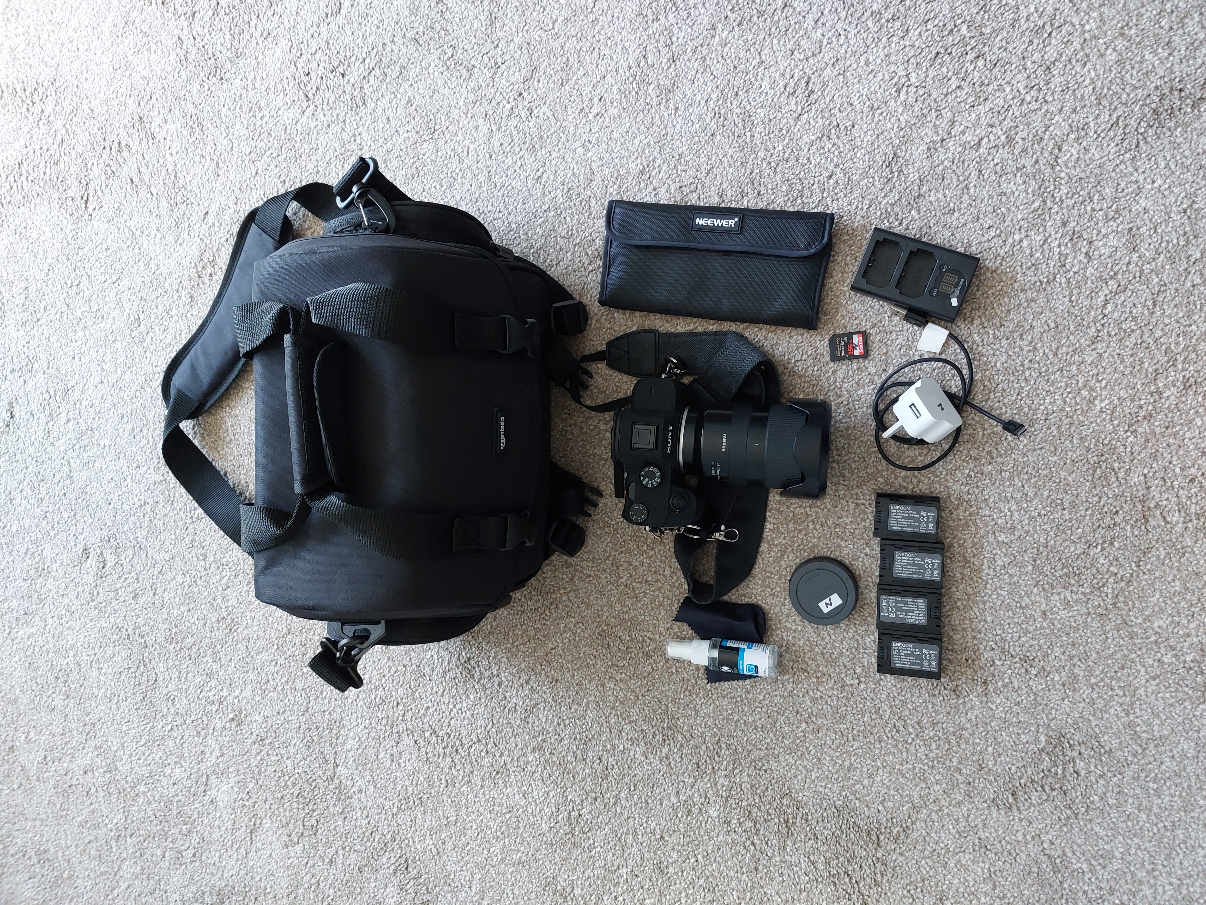 Sony a7iii (a73) 4k + tamron 28-75mm autofocus f/2.8 lens 