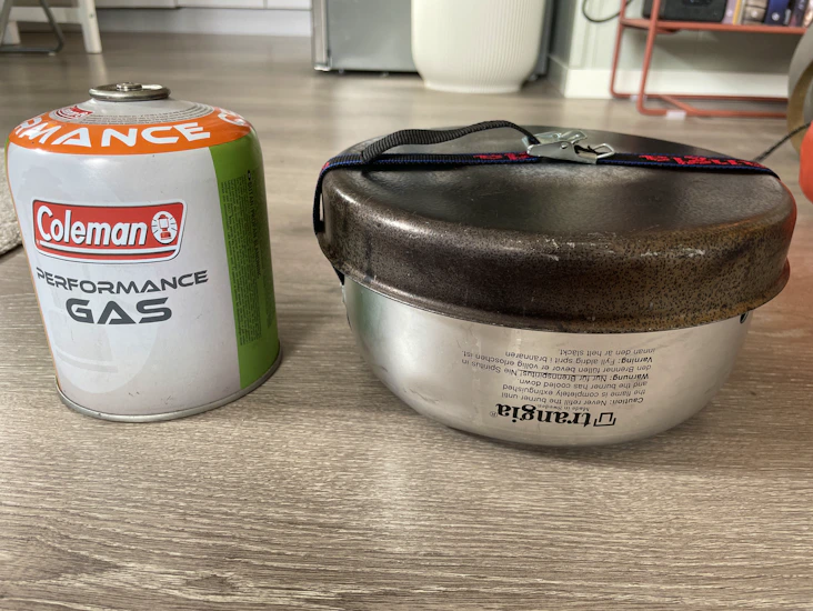 Liggeunderlag og stormkjøkken