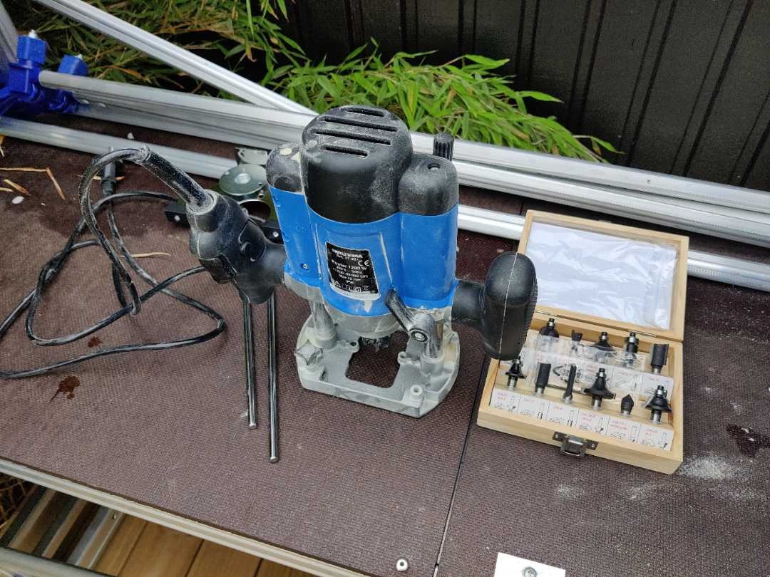 Handöverfräs med fräsdon