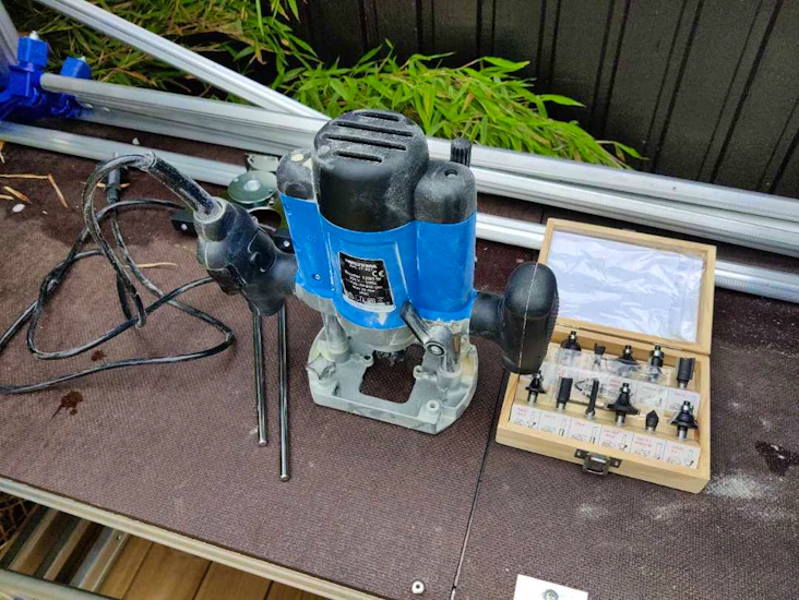 Handöverfräs med fräsdon