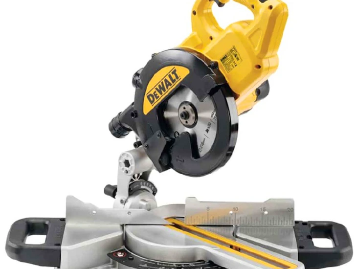 Dewalt dws 773 kapp og gjærsag med stativ