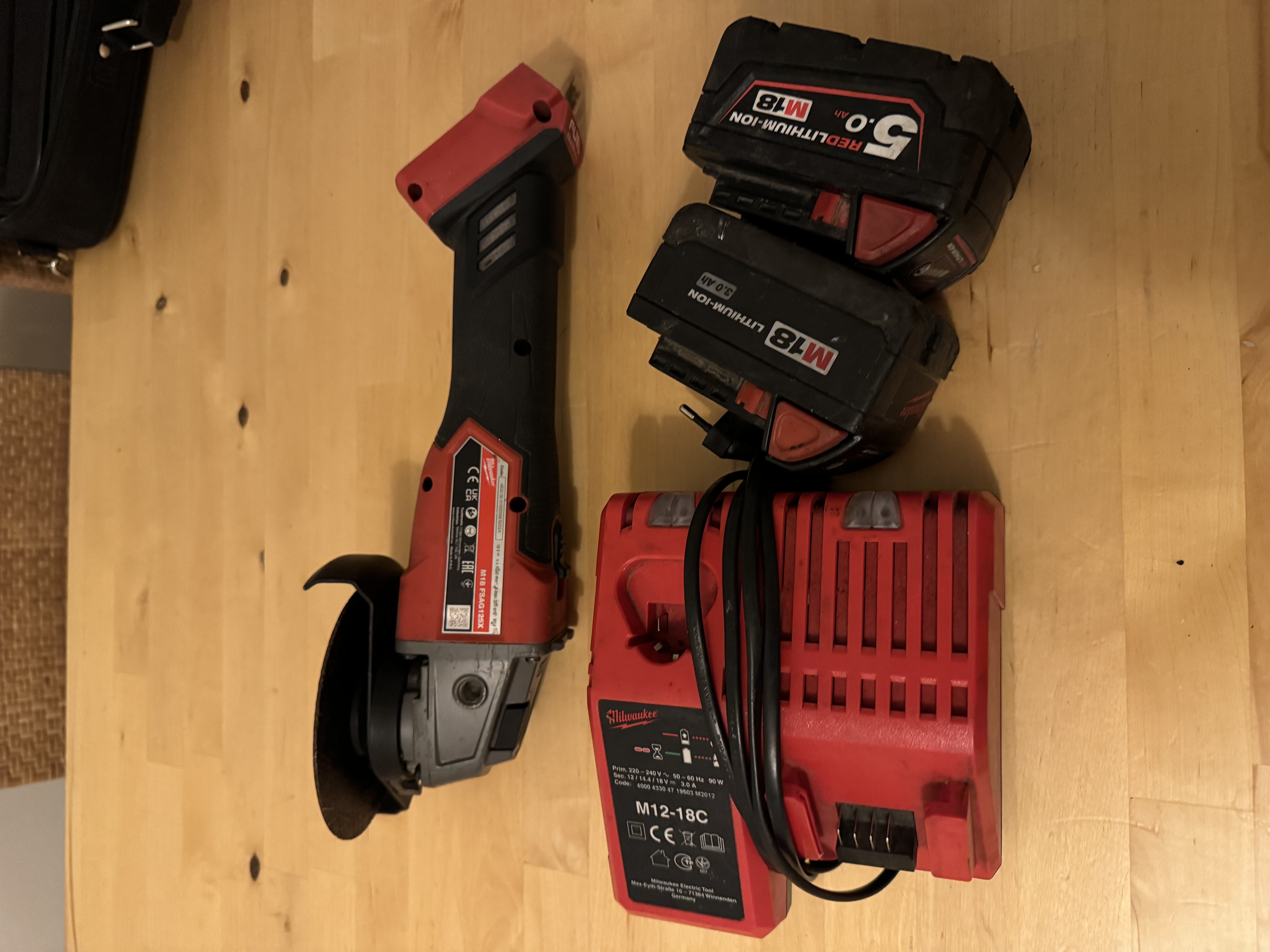 Vinkelslip milwaukee m18fsag125x