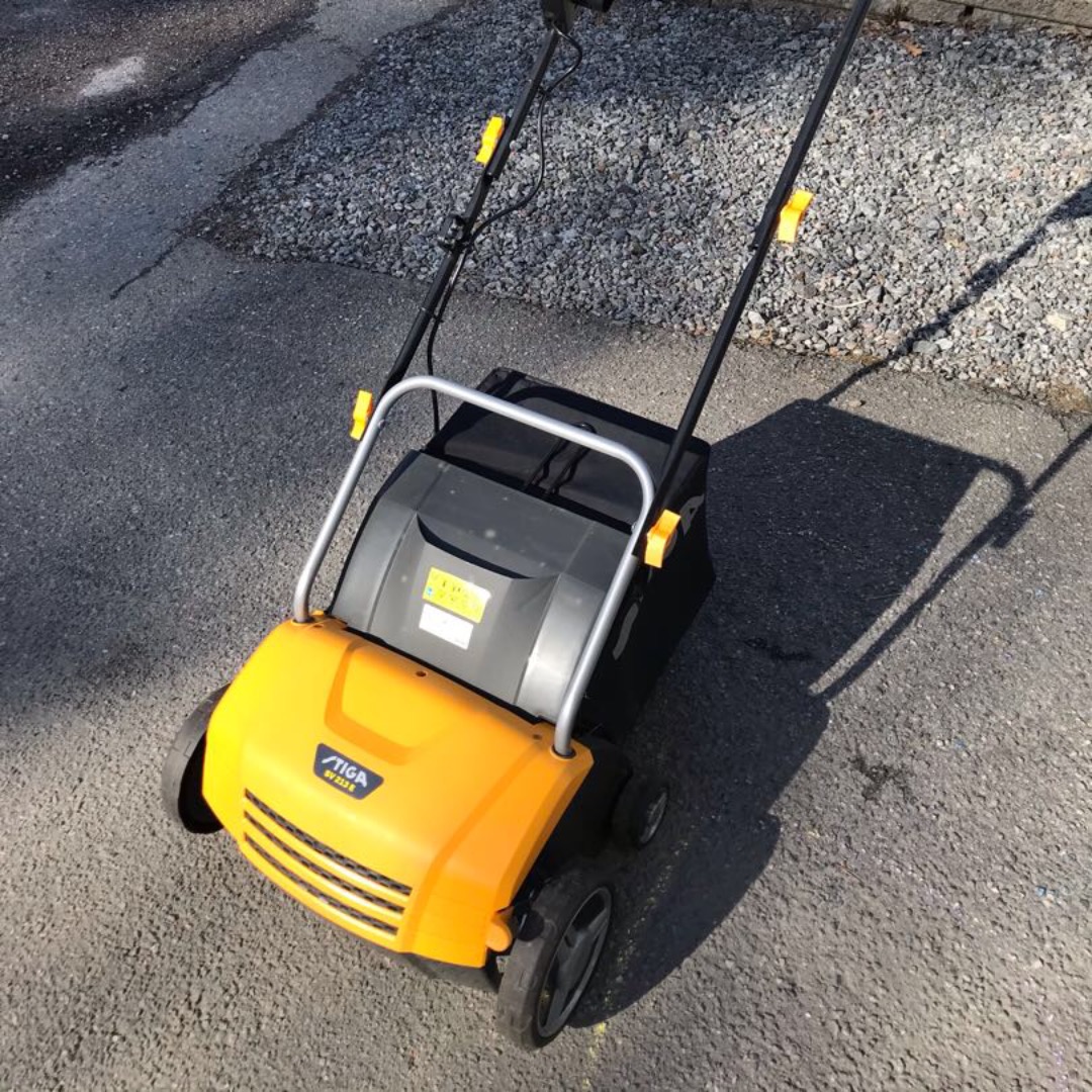 Vertikalskärare och mossrivare