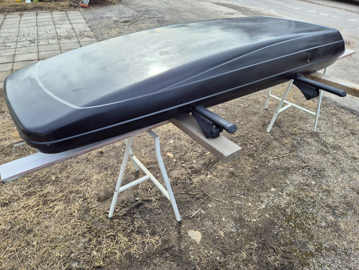 Takbox med räcken 430l