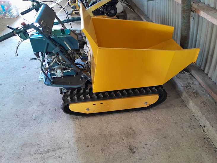 Motorbør på larvefødder