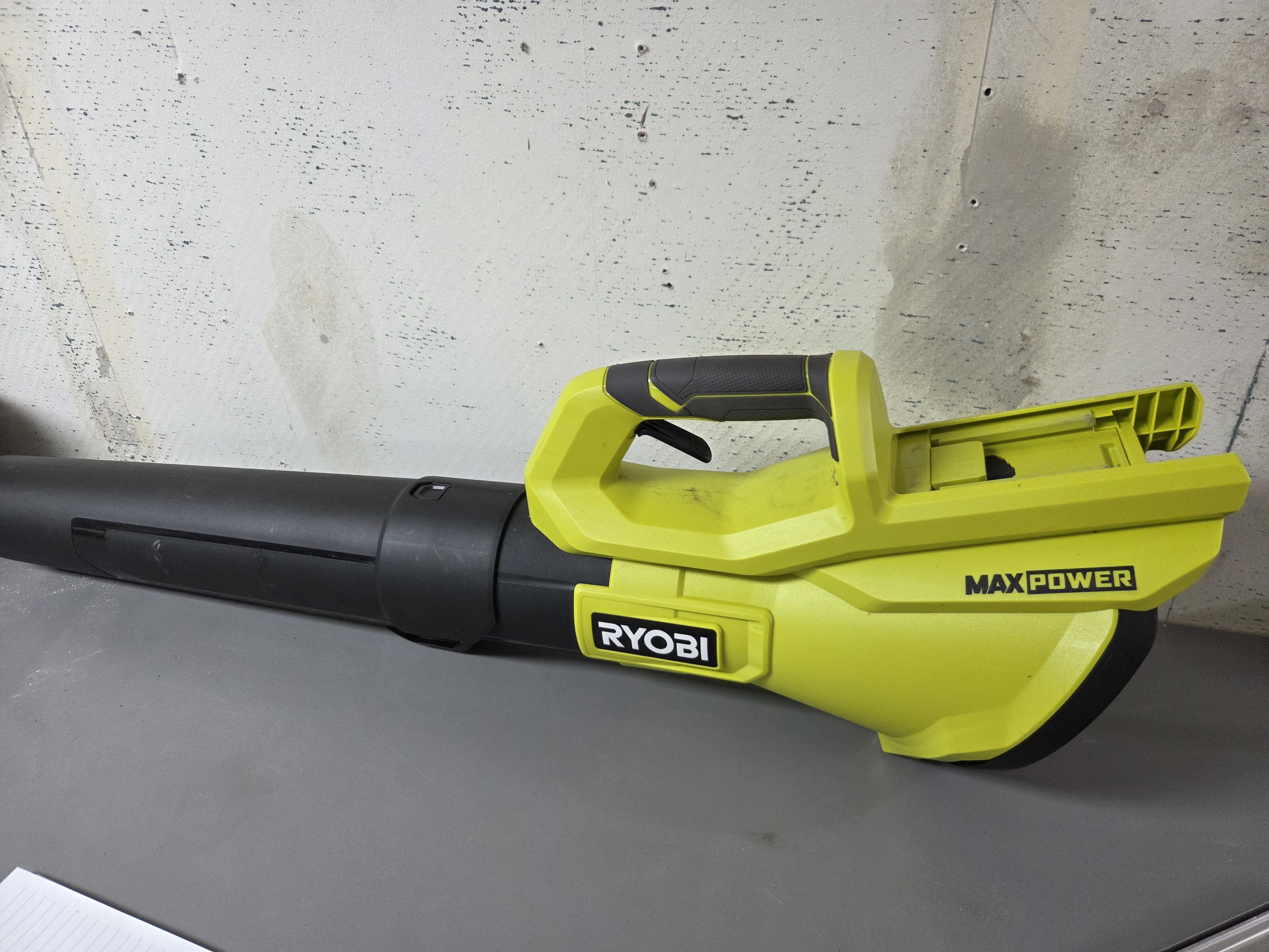 Ryobi 36v lövblås