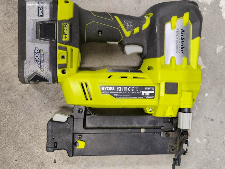 Ryobi akkuviimeistelynaulain