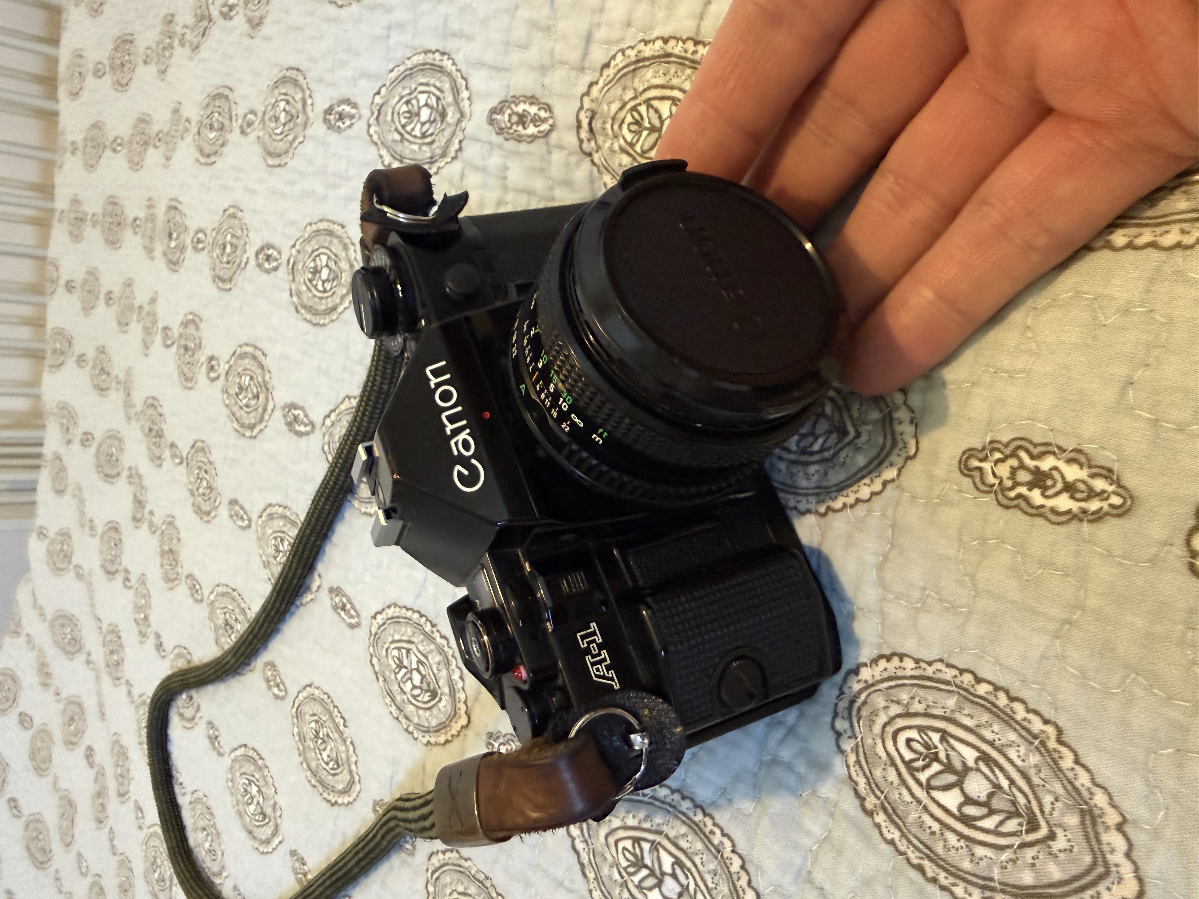 Canon a1 35mm film camera + lens