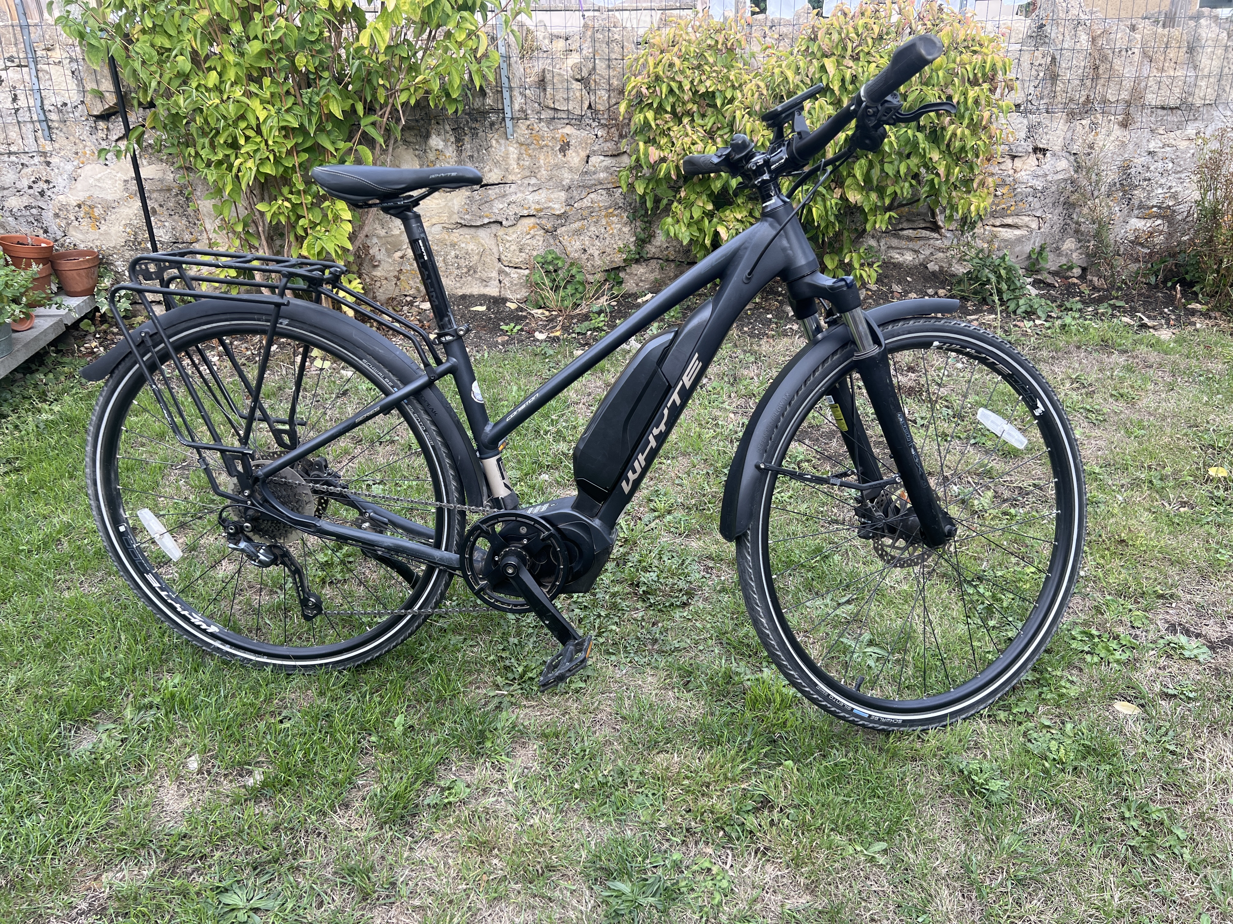 Whyte women’s electric hybrid bike 