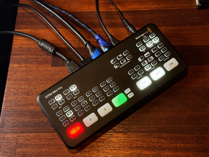 Atem mini (blackmagic) video-mixer