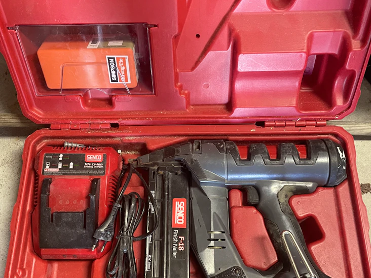 Senco f18 dykkert pistol