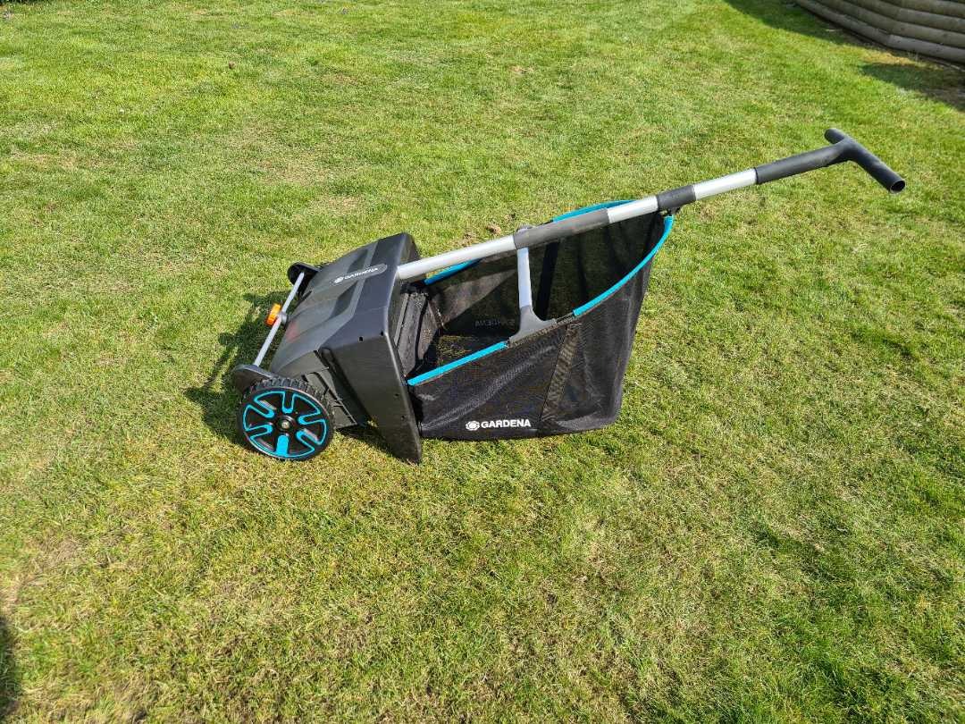 Gardena lövuppsamlare
