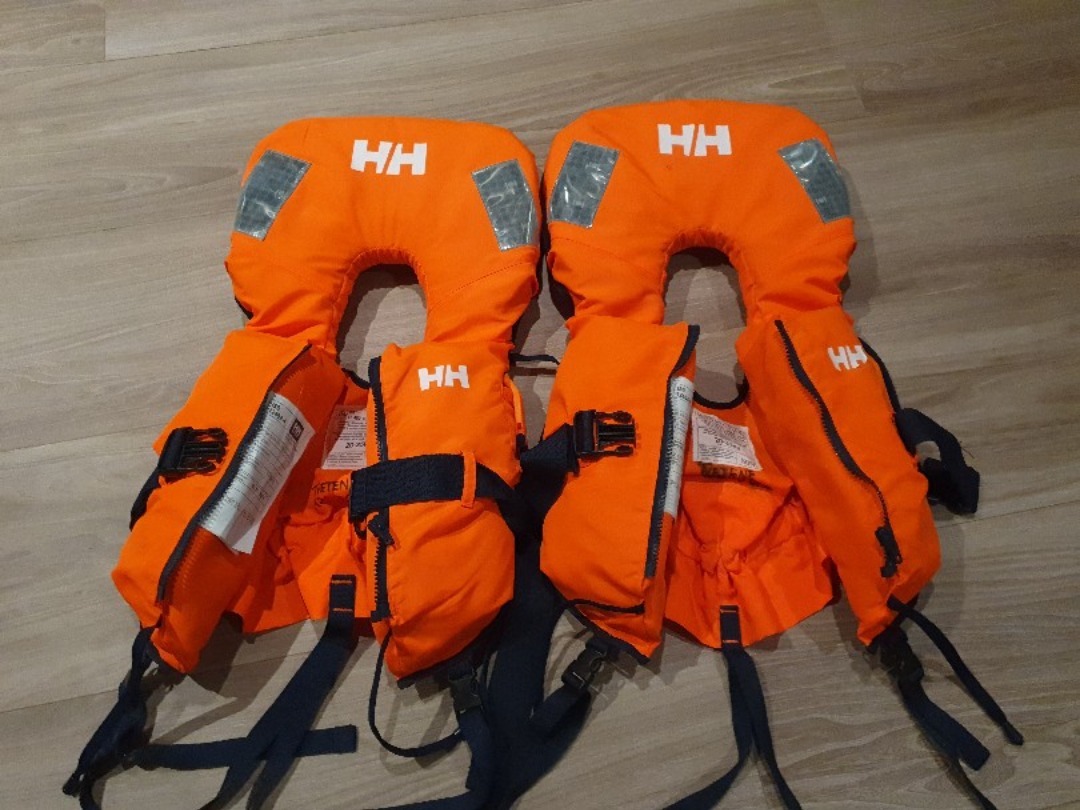 Redningsvest 20 - 35 kg, fra helly hansen