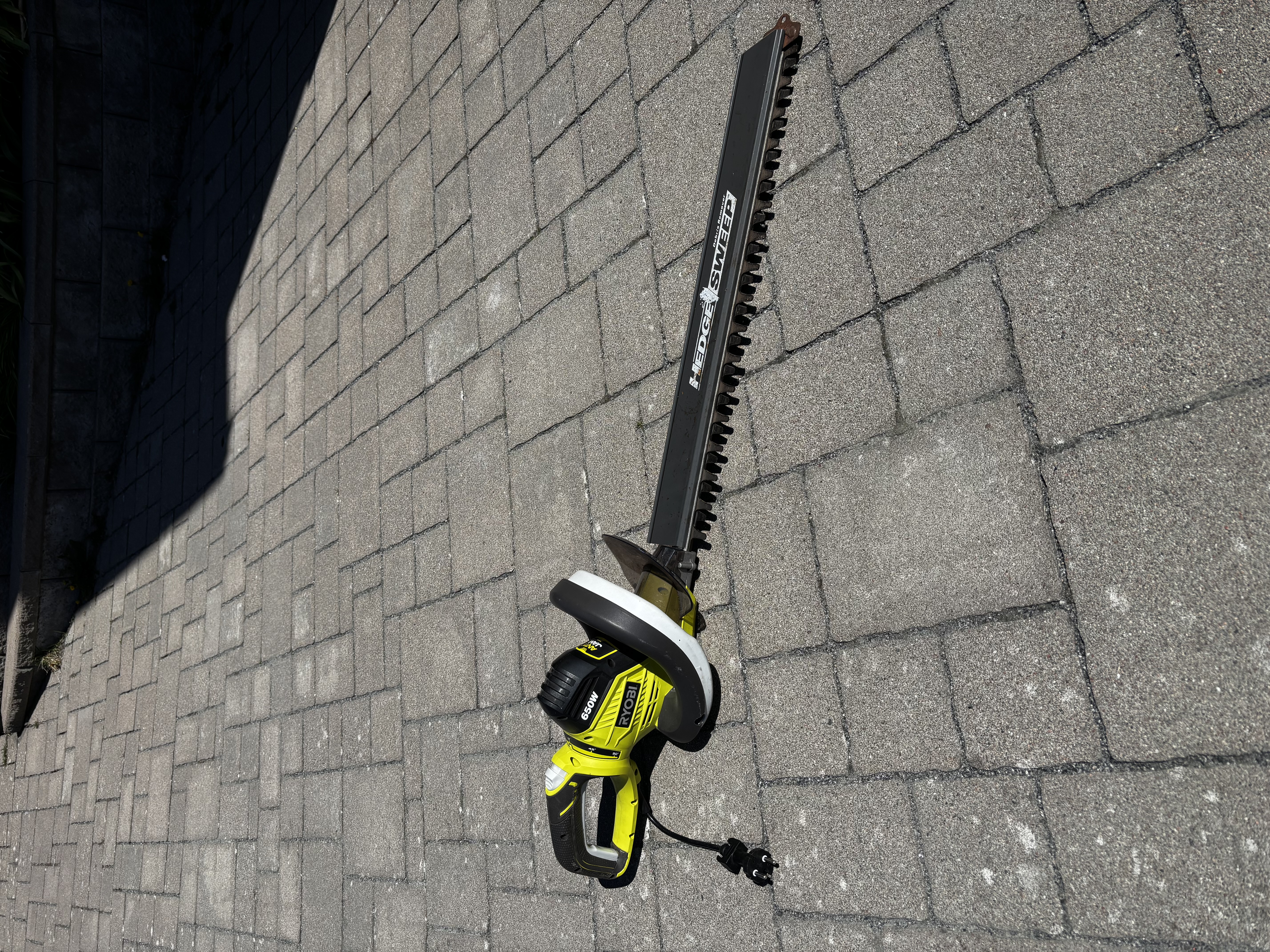 Ryobi elektrisk häcksax 650w