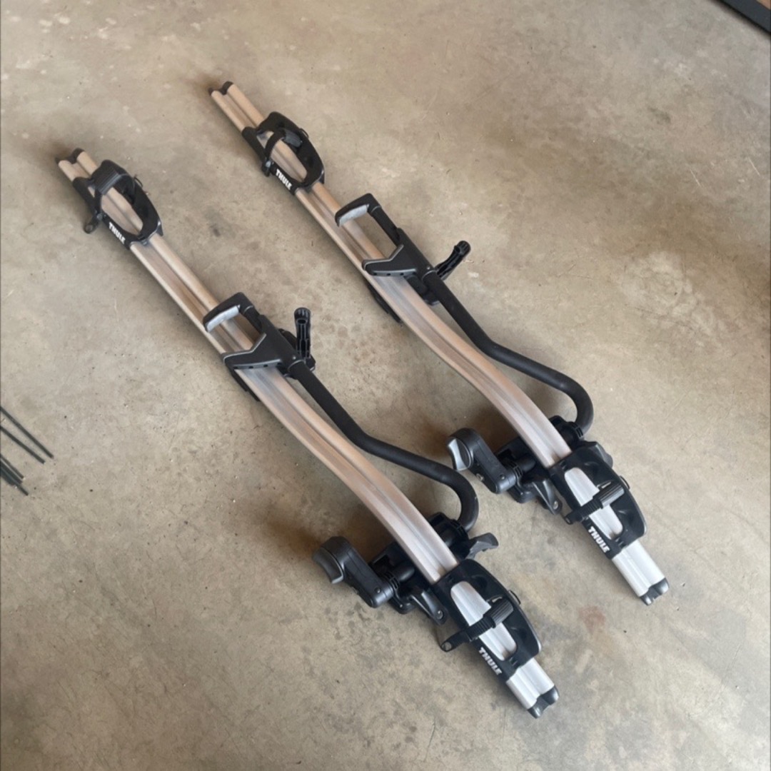 2 stk thule sykkelstativ til tak