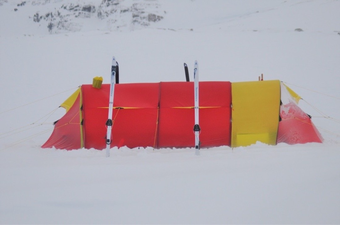 Helsport spitsbergen x-trem 4 camp