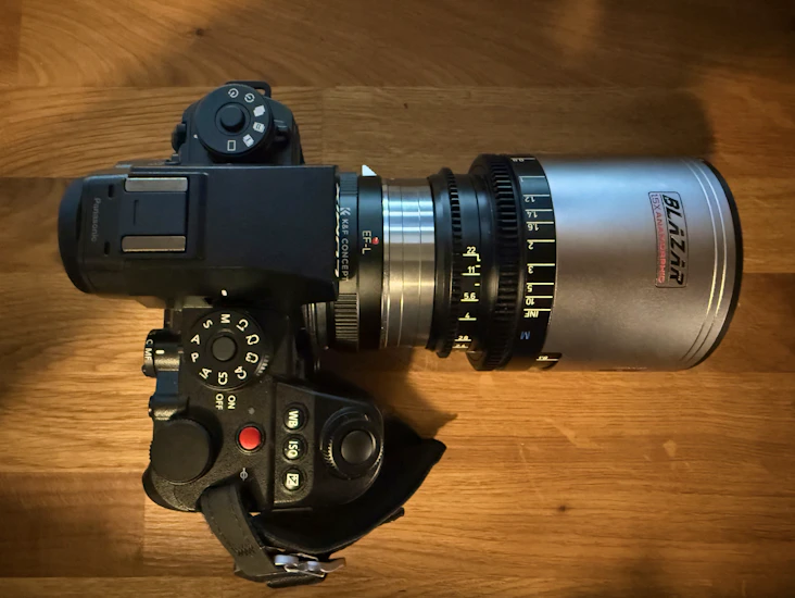 Blazar remus 33mm f1,8 1,5x + ef-l-adapter