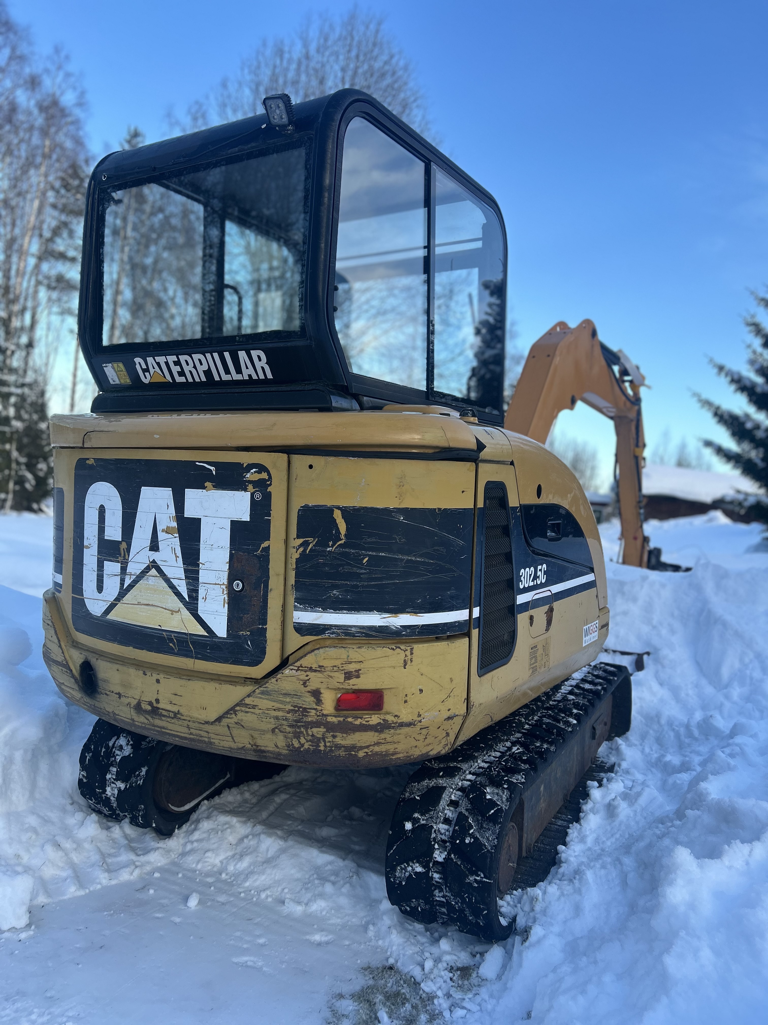 Caterpillar 2.8 ton minigrävare