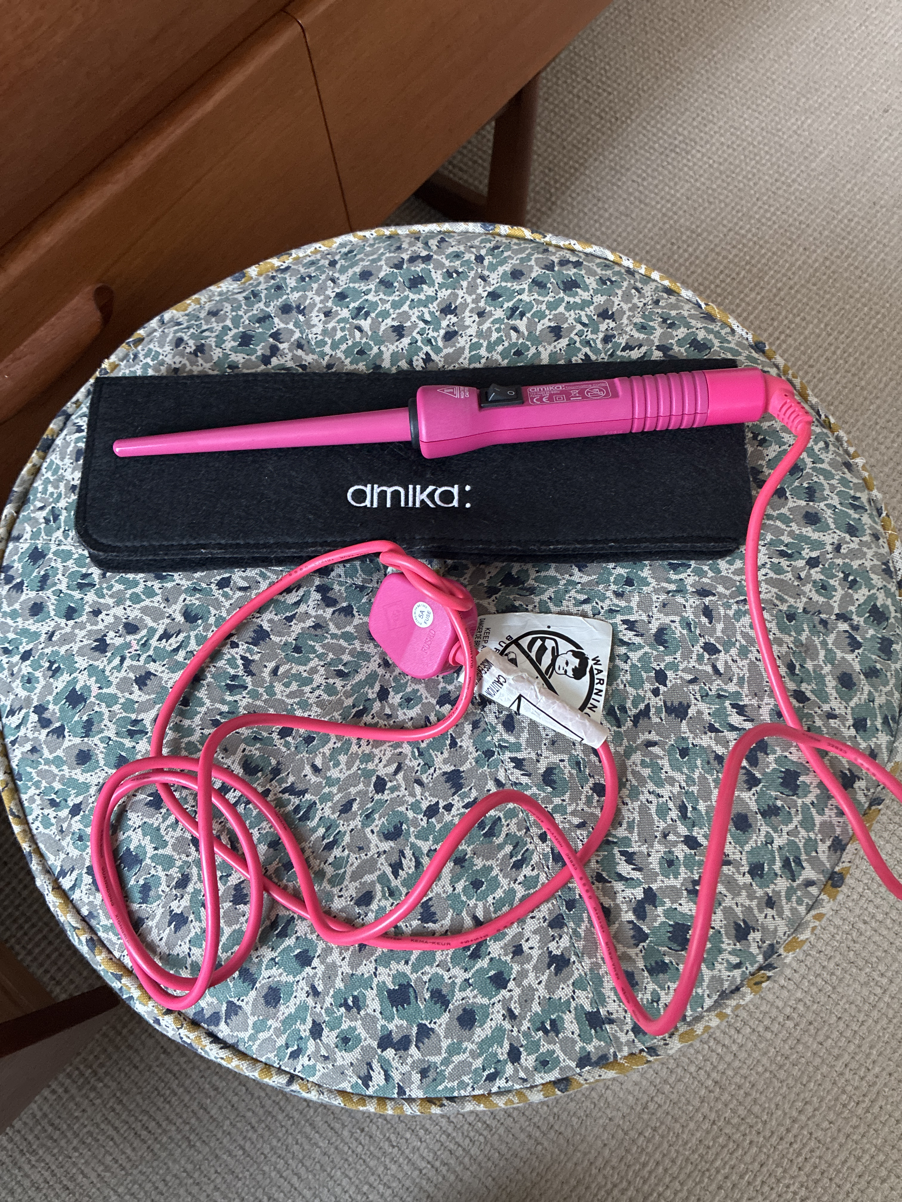 Amika conical hair curling wand 