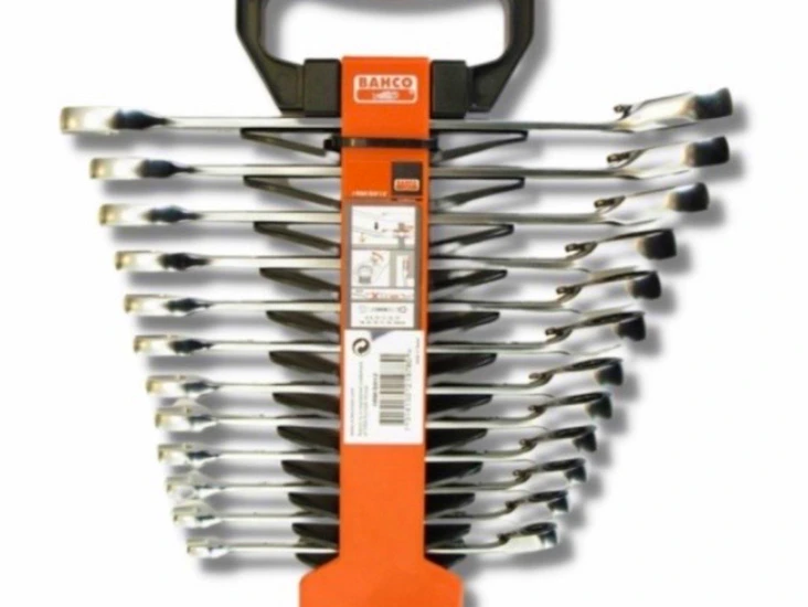 Fastnøkkelsett med skrallefunksjon 8-19 mm