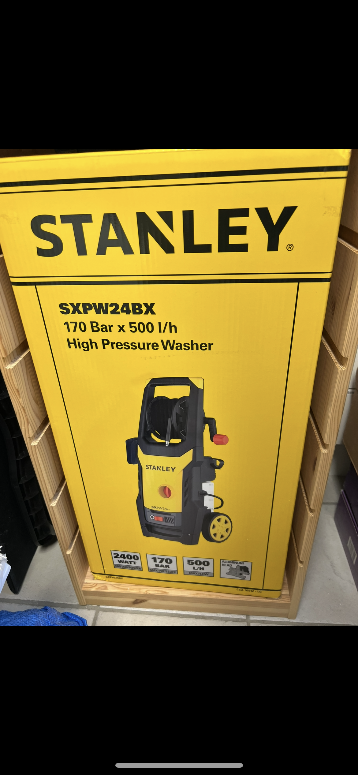 Stanley högtryckstvätt med terrassborste och andra tillbehör