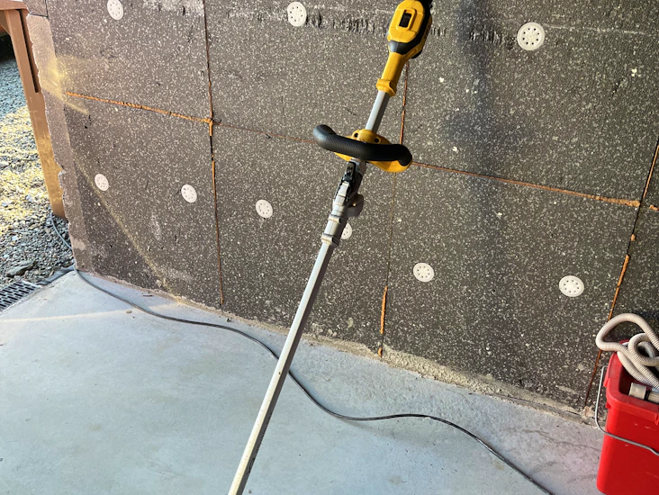 Dewalt gresstrimmer