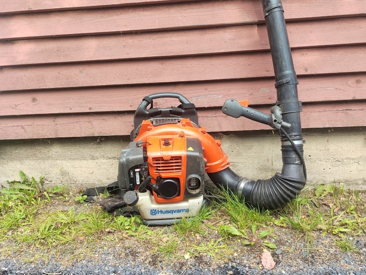 Vuokrataan husgvarna lehtipuhallin