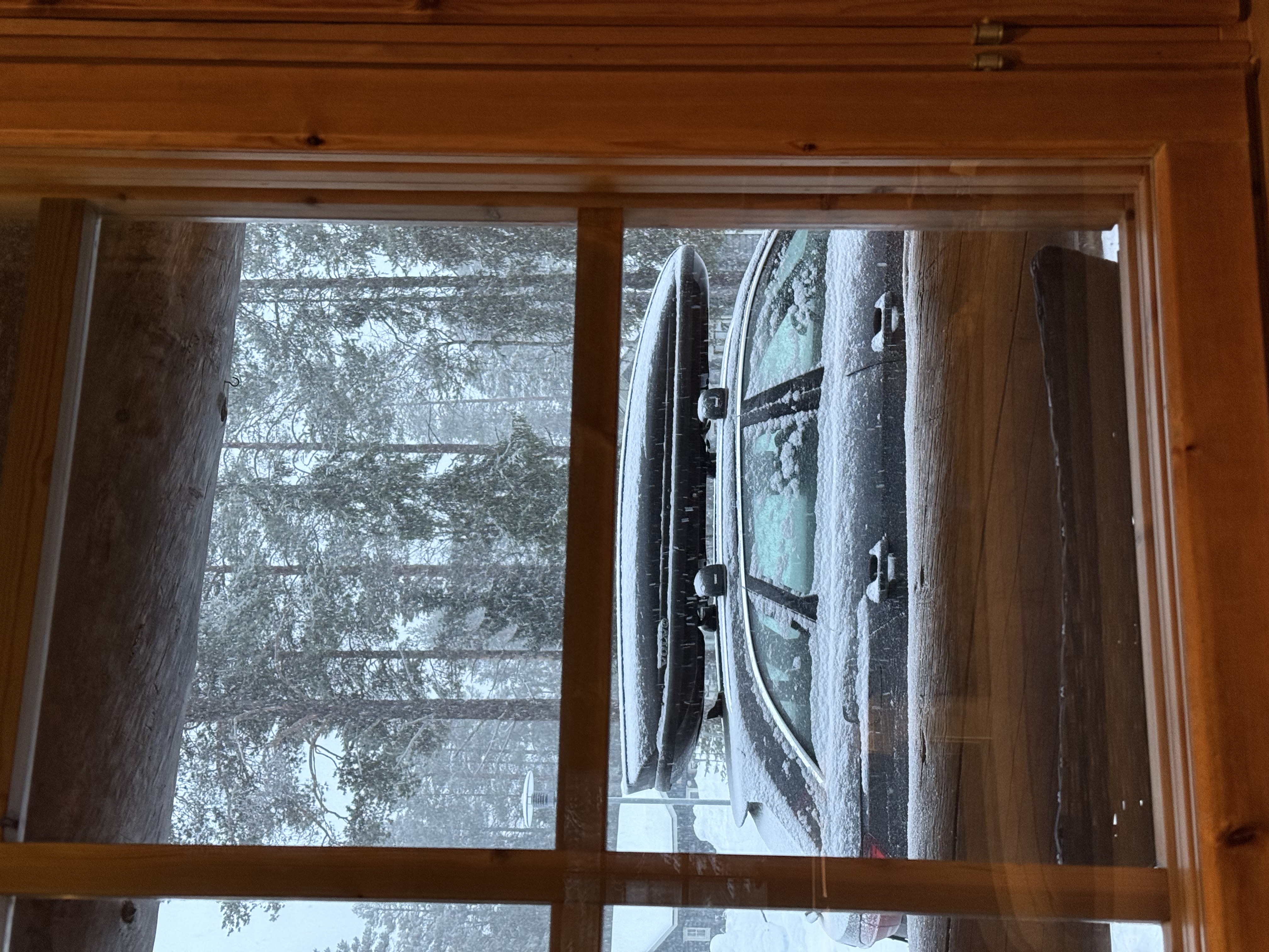 Tilava thule spirit 820 480l suksiboksi