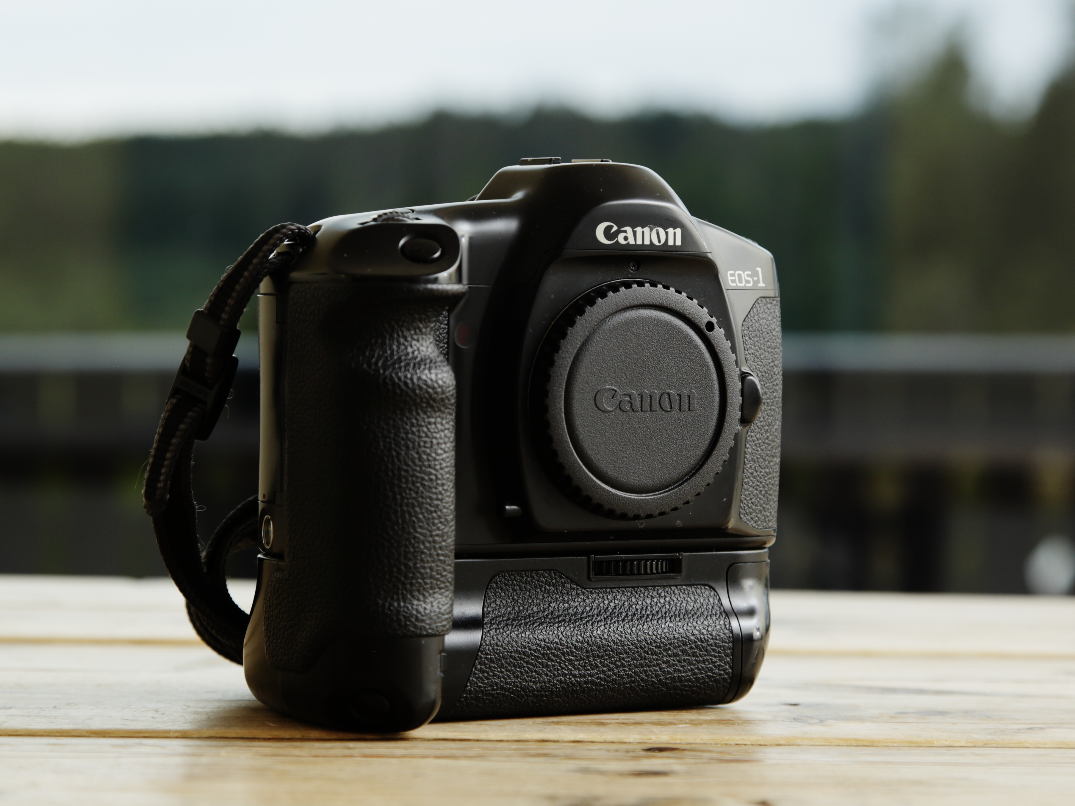 Canon eos-1 hs (analogt 35mm kamera)