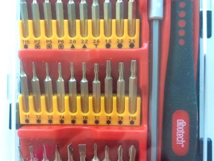 Mycket små mejslar och torx