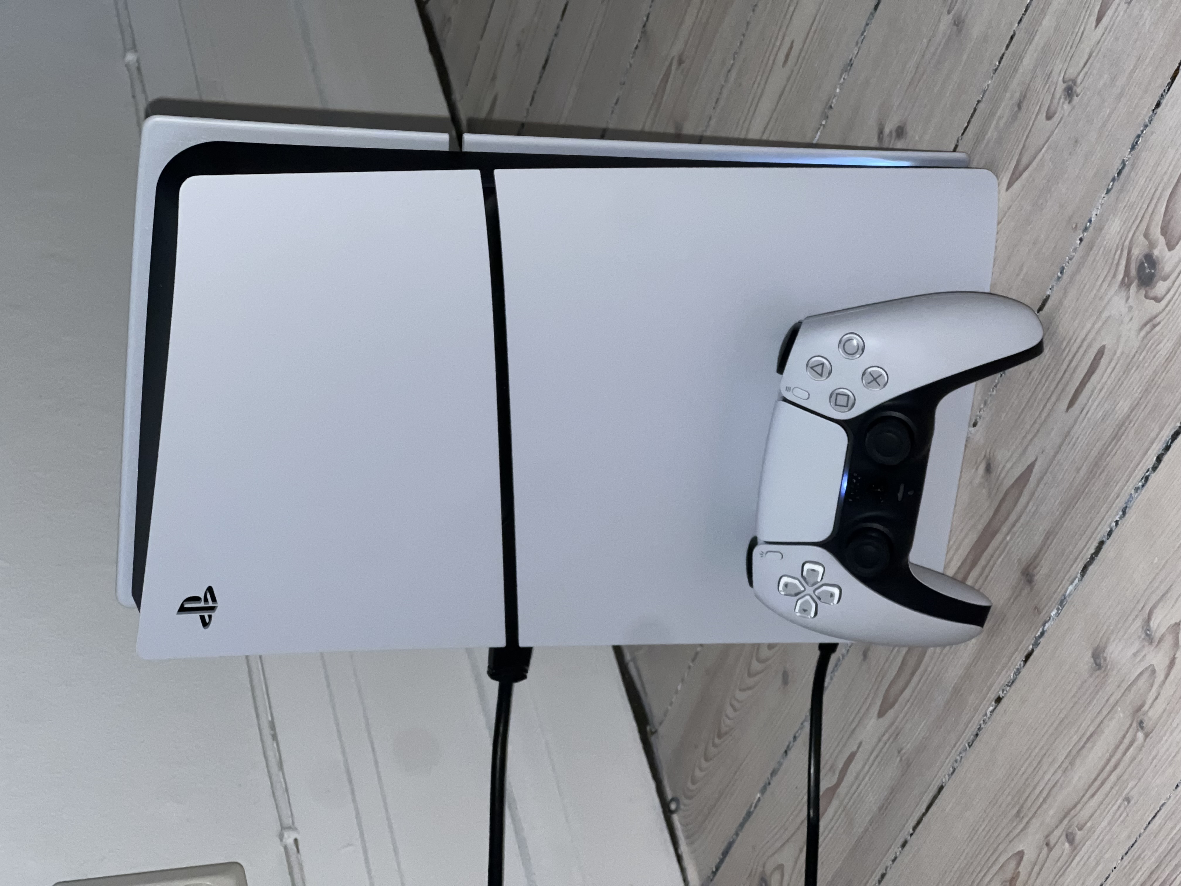 Ps5 + kontroll och alla sladdar