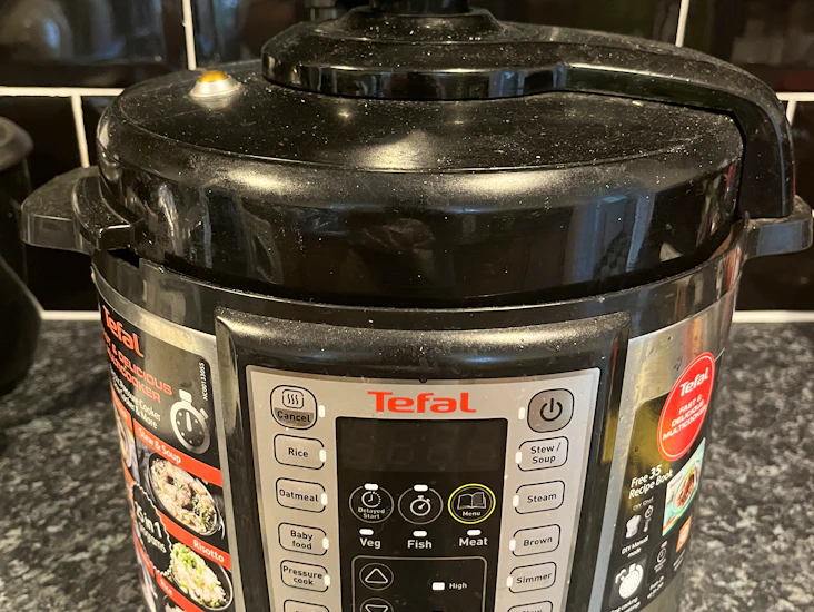 Tefal pressure cooker: save your time preparing meats or beans