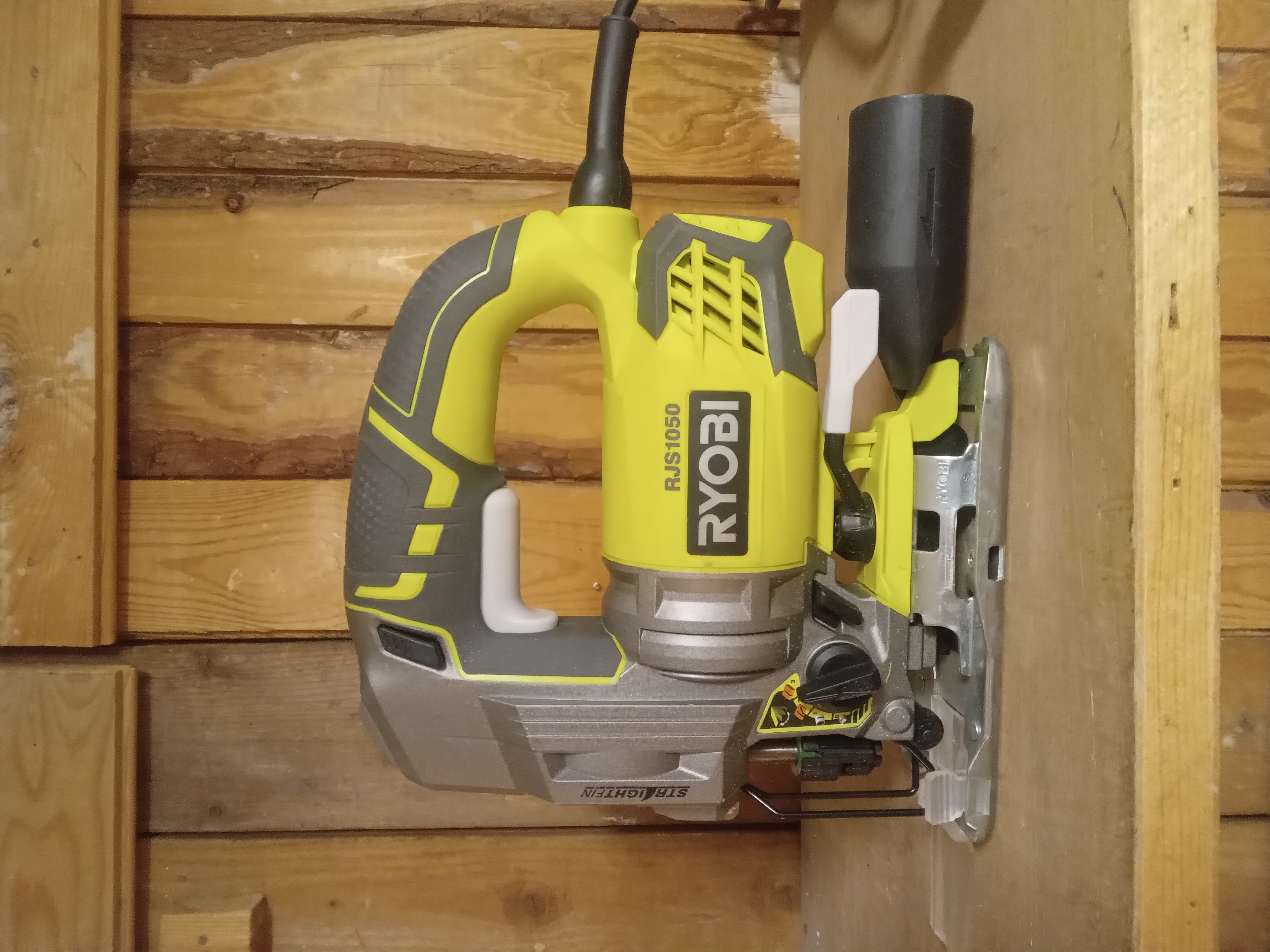 Sticksåg ryobi - elektrisk