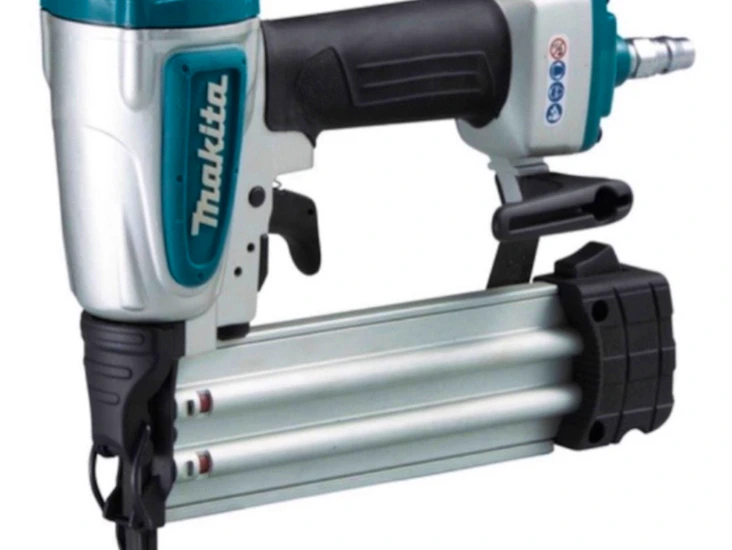Makita dyckertpistol + kompressor tystgående